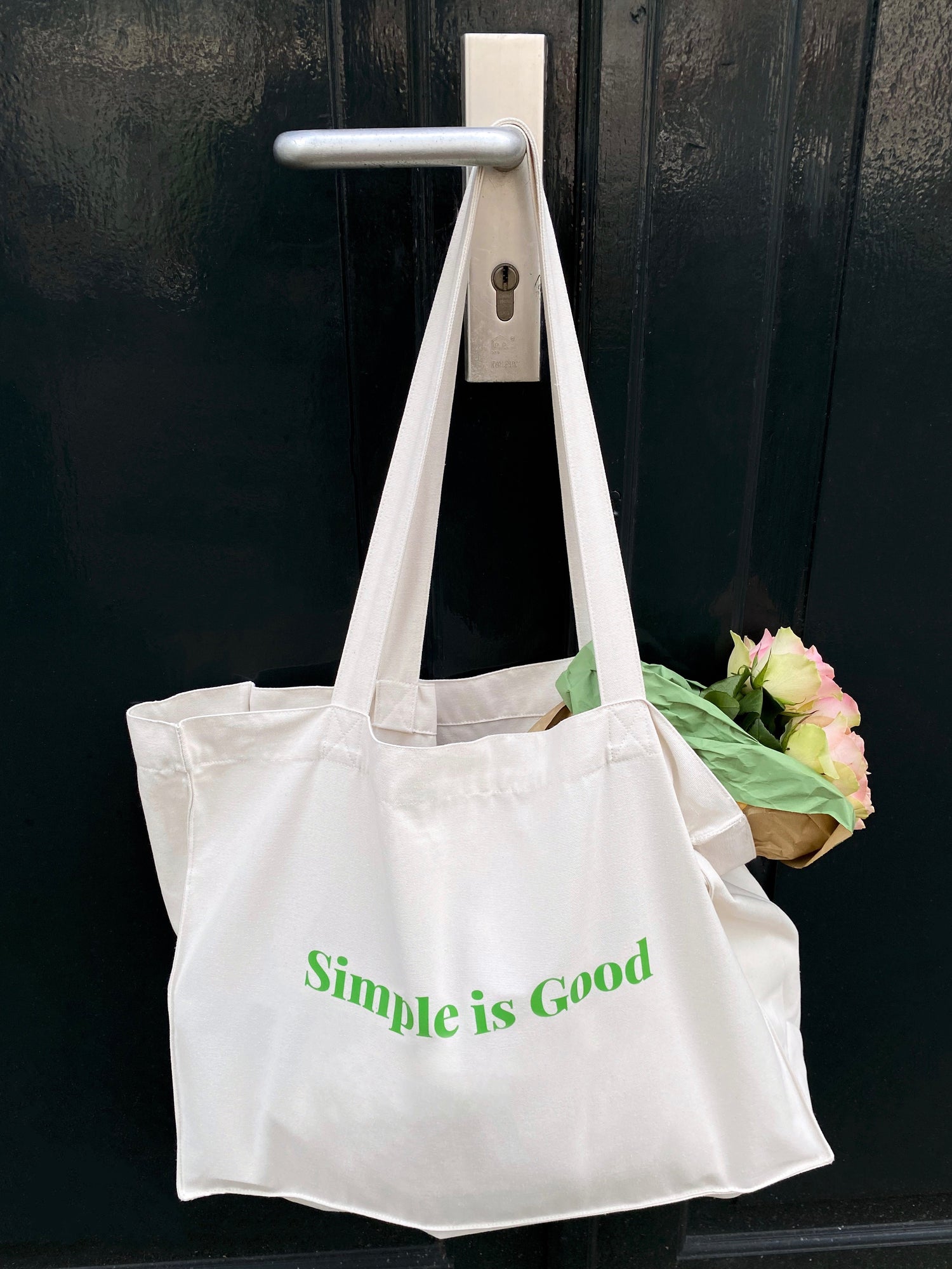 SUSTAINABLE TOTE BAGS