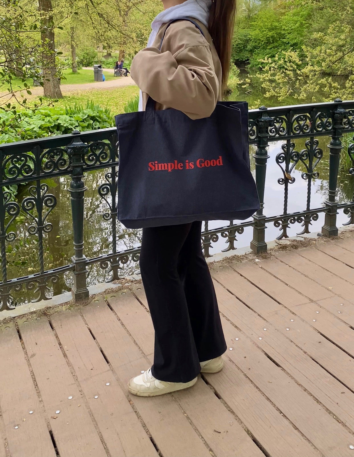 Simple is Good - Sustainable Shopping Bag Organic XL Tote Bag Ethical Oversized Tote in Midnight Blue