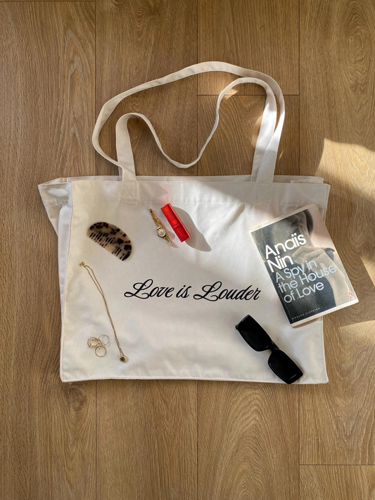 Love is Louder - Sustainable Shopping Bag White Black